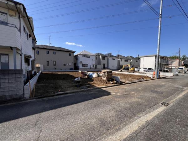 東大和市新堀２丁目 土地 前面道路含む現地写真