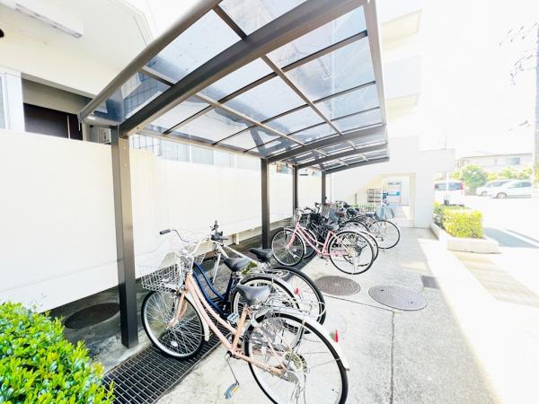 藤和東林間コープII 駐輪場