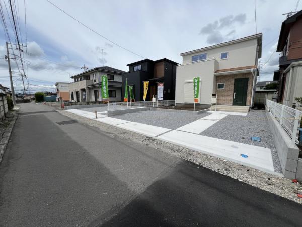 宇都宮市鶴田町 戸建 前面道路含む現地写真