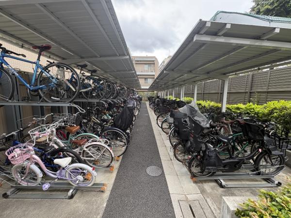 ウエリス武蔵野関町 駐輪場