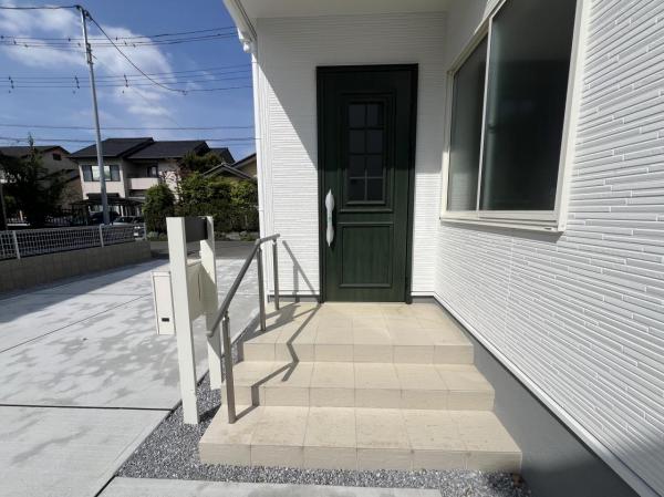 下野市烏ケ森２丁目 戸建 玄関
