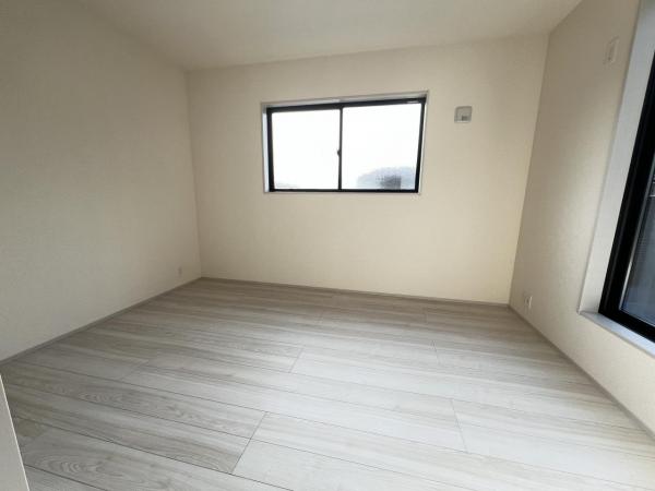 下野市烏ケ森２丁目 戸建 洋室