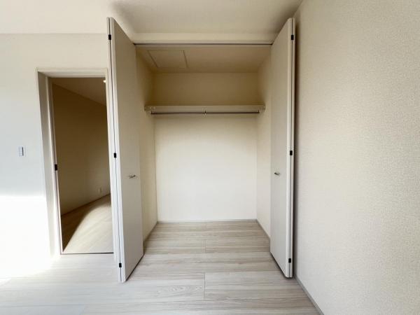 下野市烏ケ森２丁目 戸建 収納