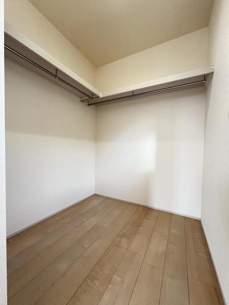 下野市烏ケ森２丁目　戸建 ウォークインクローゼット