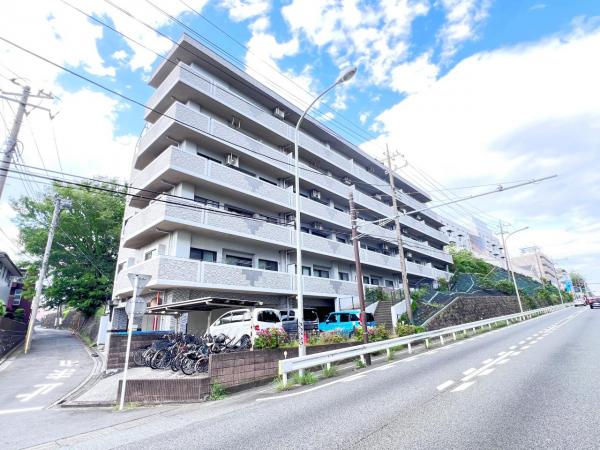 メディウス青葉台 外観写真