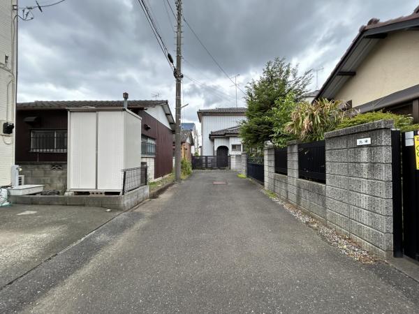 川越市石原町2丁目 前面道路含む現地写真