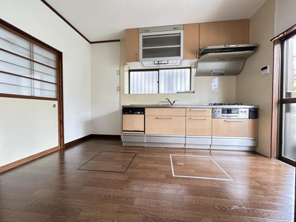 川越市石原町2丁目 リビングダイニング