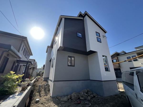 新築戸建 横浜市金沢区釜利谷東５丁目 京急本線金沢文庫駅 6,880万円