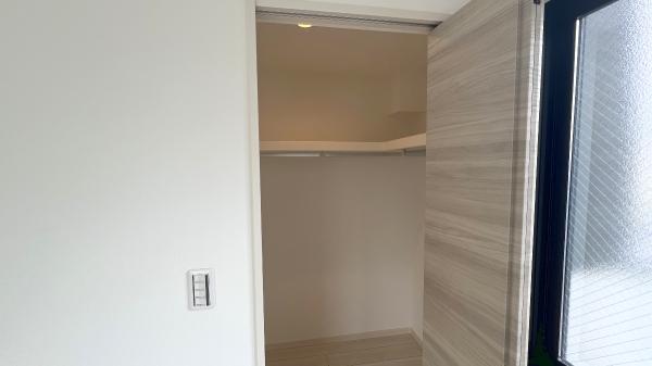 横浜市港南区芹が谷１丁目 戸建 ウォークインクローゼット