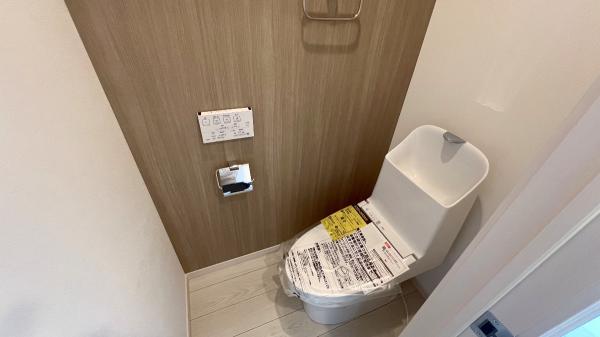 横浜市港南区芹が谷１丁目 戸建 トイレ