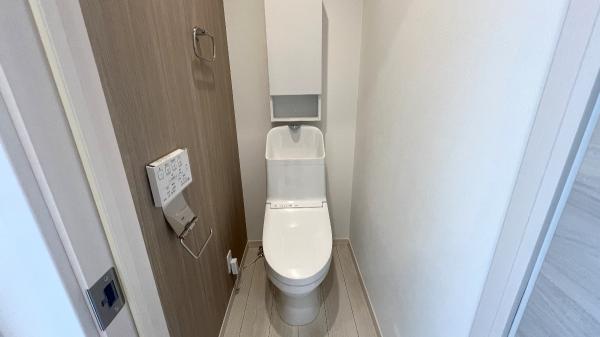 横浜市港南区芹が谷１丁目 戸建 トイレ