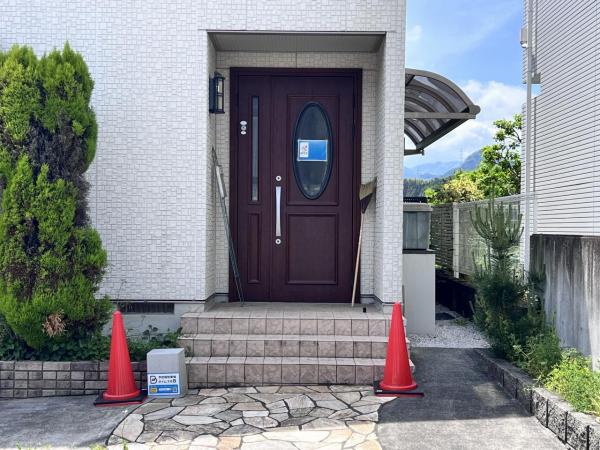 あきる野市舘谷 中古戸建 玄関