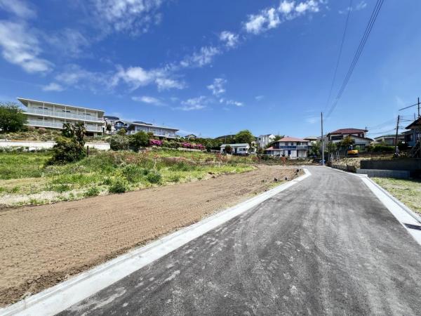 横須賀市野比３丁目 土地 前面道路含む現地写真