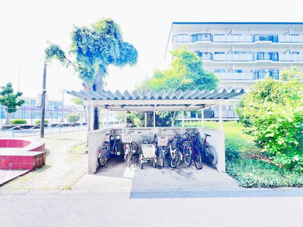 平塚高村団地 駐輪場