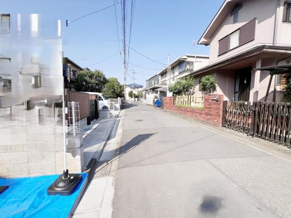 日野市東平山２丁目 戸建 前面道路含む現地写真