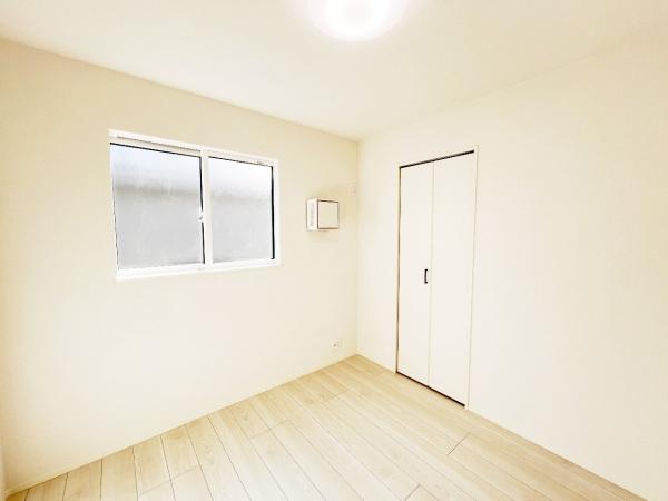 日野市東平山２丁目 戸建 洋室