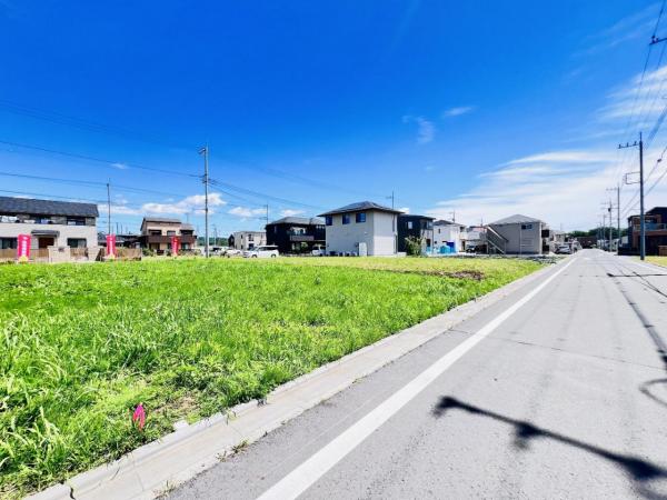 あきる野市引田 土地 前面道路含む現地写真