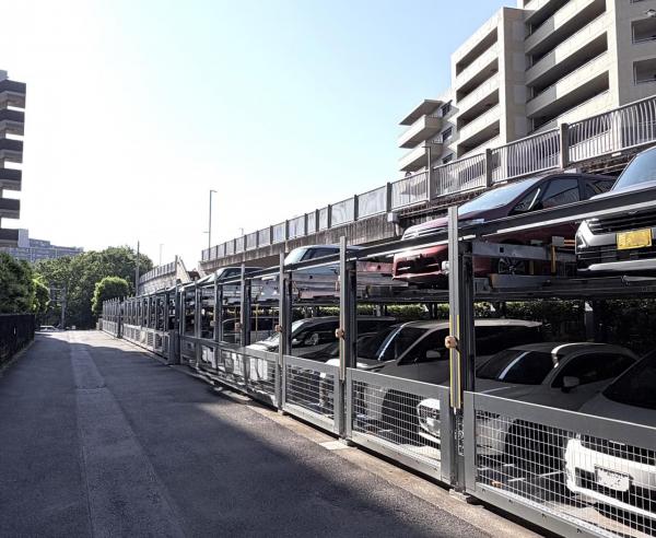 ゼロワンシティ・ウエスタ 敷地内駐車場