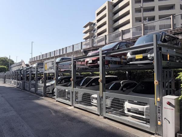 ゼロワンシティ・ウエスタ 敷地内駐車場