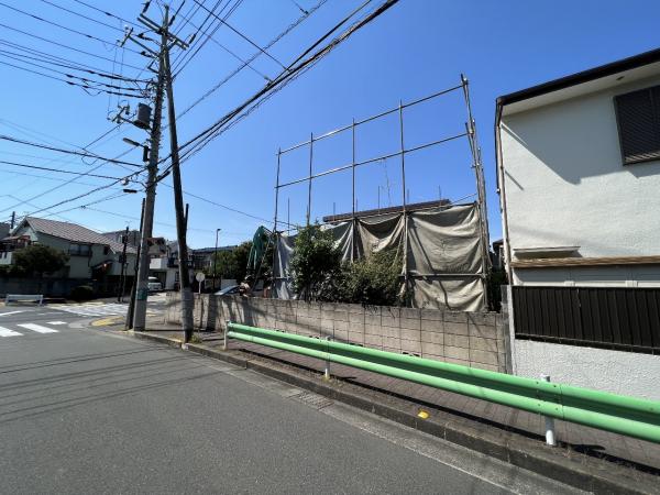府中市是政１丁目 土地 前面道路含む現地写真
