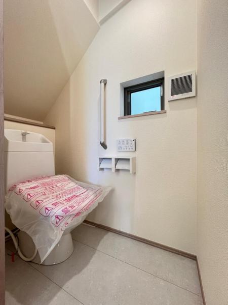 春日部市粕壁東４丁目 戸建 トイレ