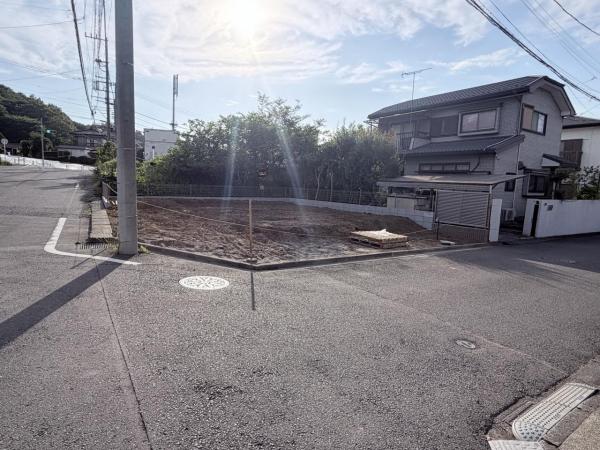 町田市図師町1582番 前面道路含む現地写真