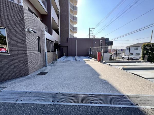 セルピナ桜ヶ丘ランドヒルズ 敷地内駐車場