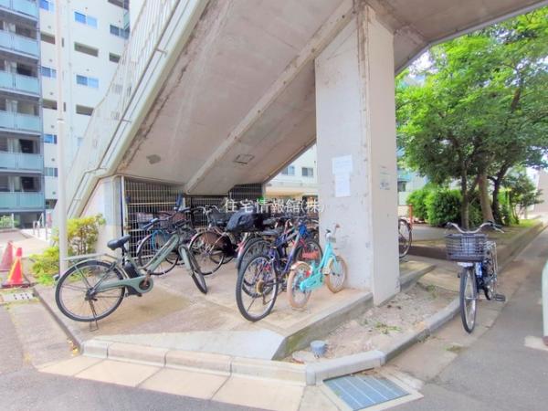 三ツ沢ハイタウン参号棟（四号棟） 
