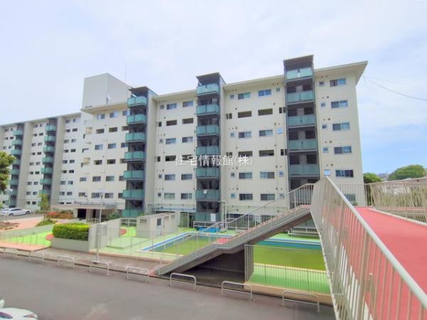 三ツ沢ハイタウン参号棟（四号棟） 