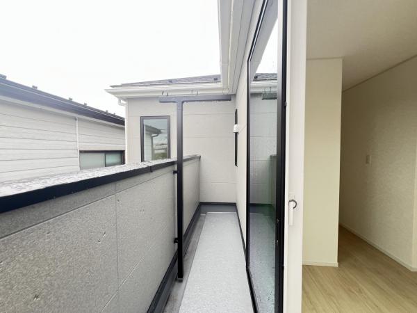 高座郡寒川町一之宮６丁目 戸建 バルコニー