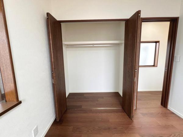 春日部市米島 中古戸建 収納