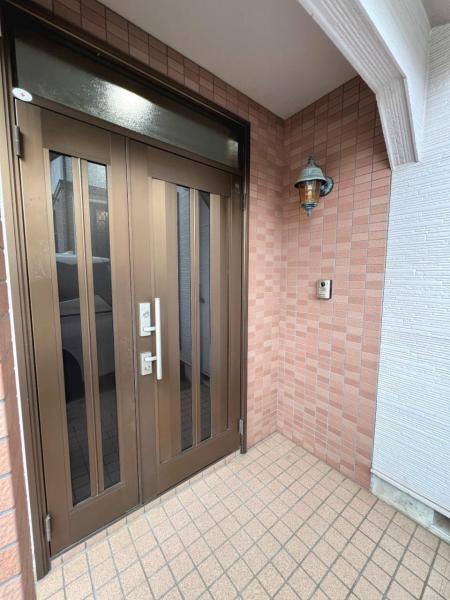 春日部市米島 中古戸建 玄関