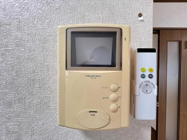 春日部市中央１丁目 中古戸建 TVモニター付きインターフォン