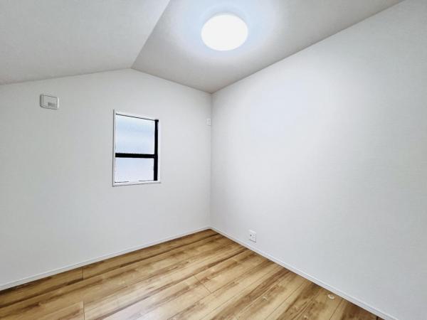 昭島市美堀町２丁目 中古戸建 子供部屋
