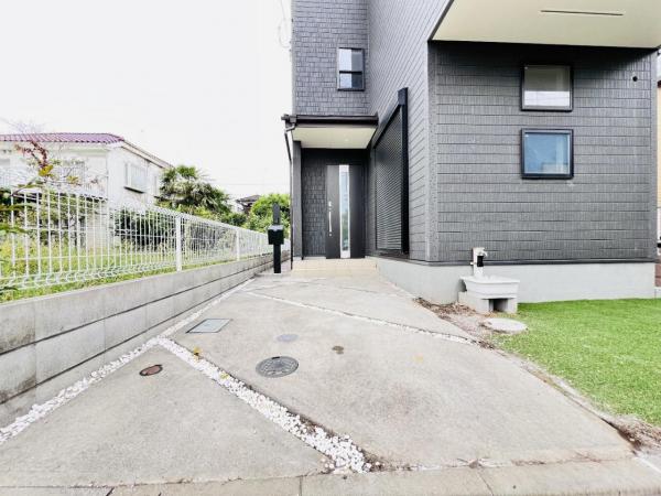昭島市美堀町２丁目 中古戸建 駐車場