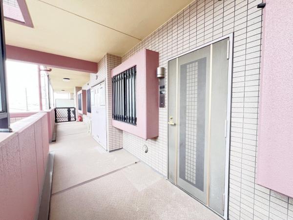 カインドステージかしわ台 玄関
