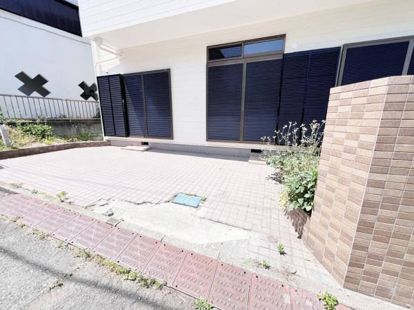 藤沢市大鋸３丁目 中古戸建 駐車場