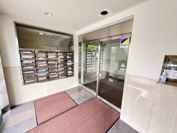 朝日パリオ武蔵小金井 エントランスホール