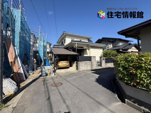 茅ヶ崎市室田5期2棟 前面道路含む現地写真