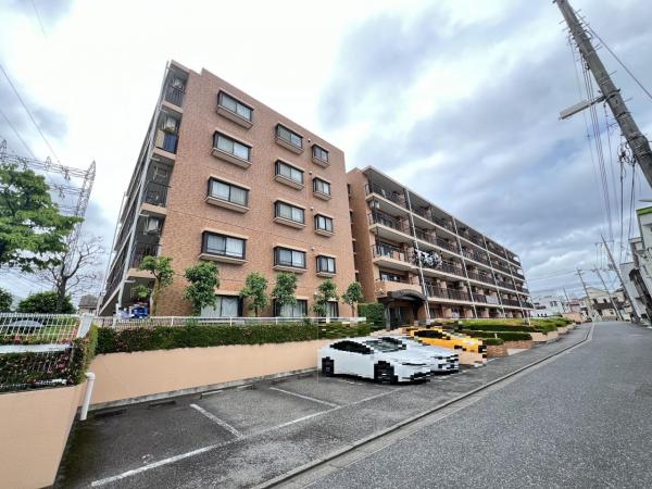 ライオンズマンション小平栄町 外観写真