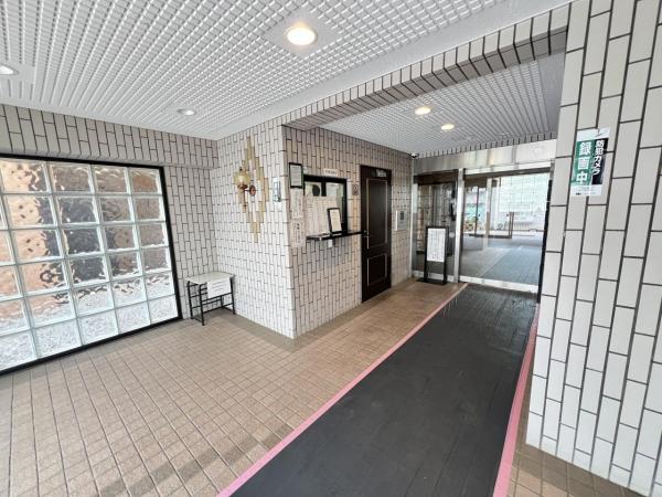 ライオンズマンション小平栄町 エントランスホール