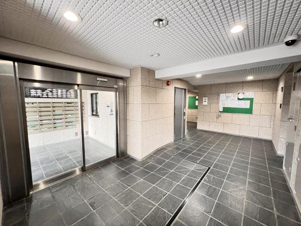 ライオンズマンション小田急相模原第6 エントランスホール