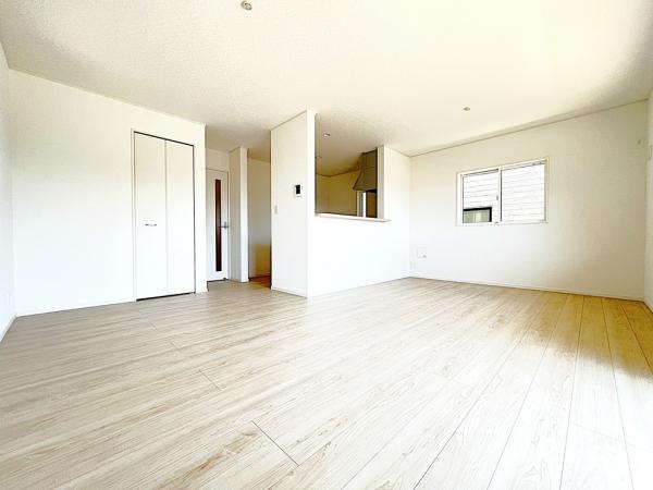 新築戸建 伊勢原市沼目５丁目 小田急線伊勢原駅 2,580万円