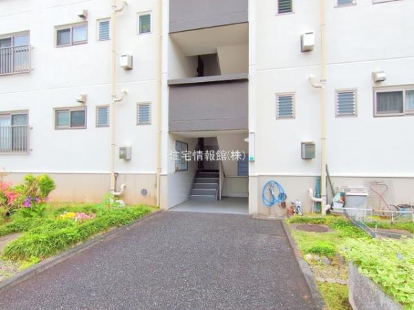 杉田大谷団地15号棟 