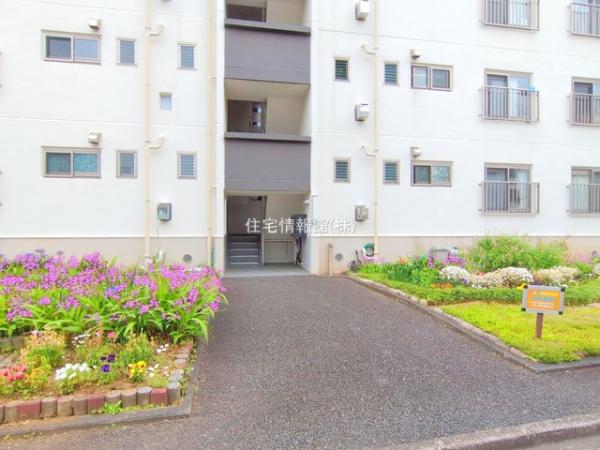 杉田大谷団地15号棟 