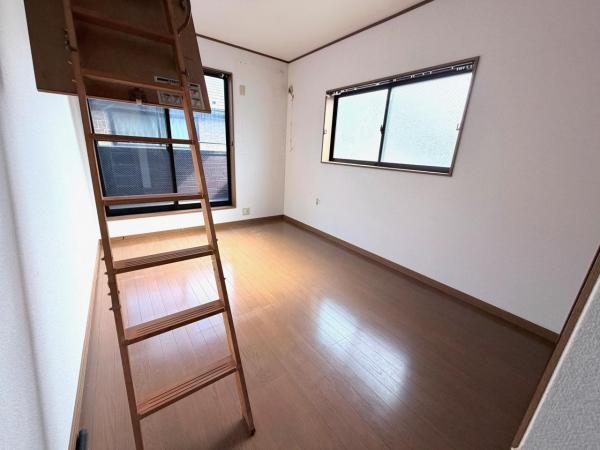 町田市金森３丁目 中古戸建 寝室