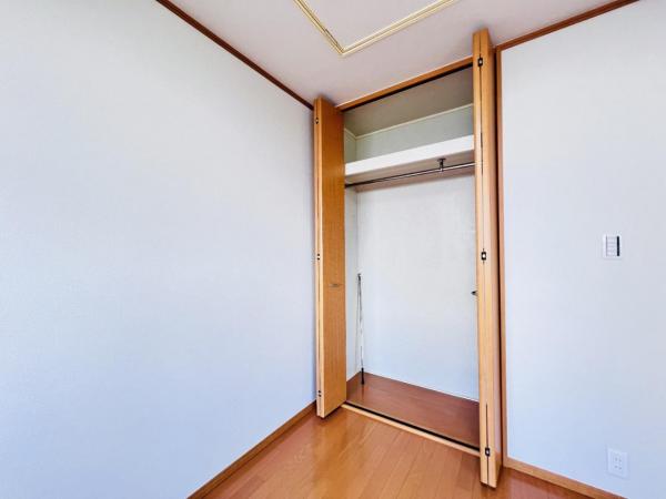 昭島市郷地町１丁目 中古戸建 収納