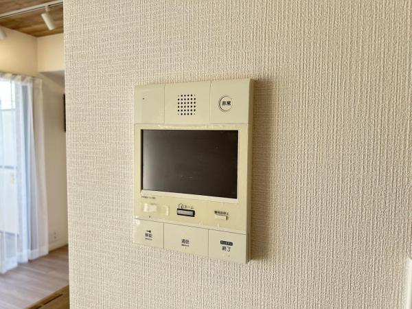 ヴィルヌーブ川越 TVモニター付きインターフォン