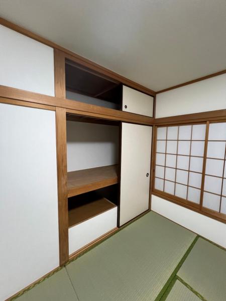 越谷市大字恩間 中古戸建 収納