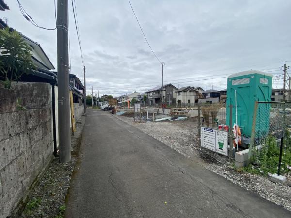 宇都宮市東町 戸建 前面道路含む現地写真